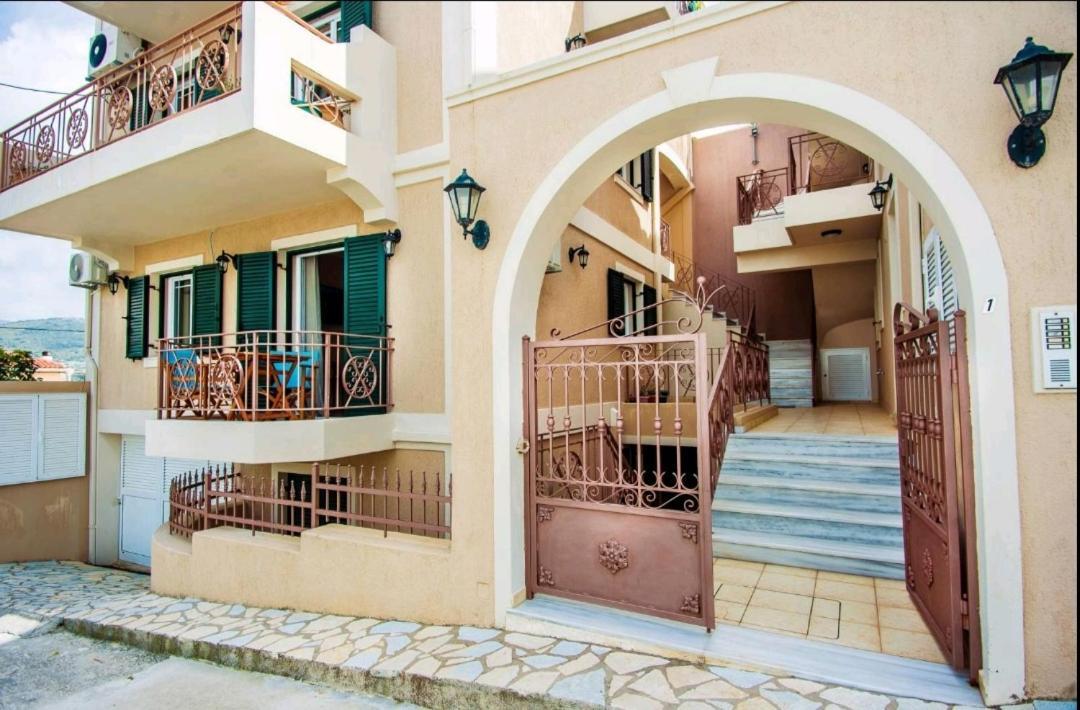 Elena'S Apartment 3 Argostoli  Eksteriør bilde
